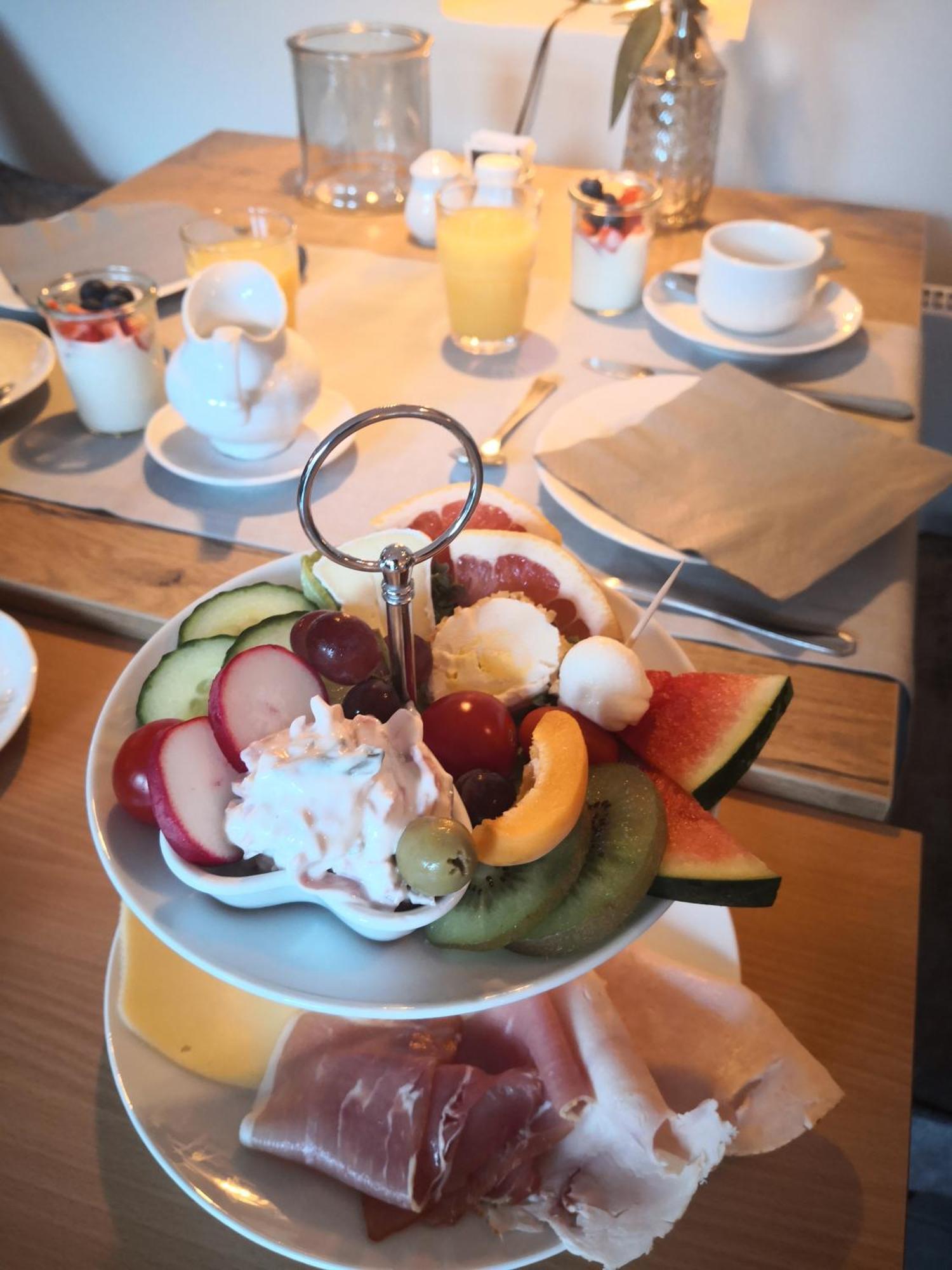 Hotel Garni Haus Am Meer Neuharlingersiel Kültér fotó