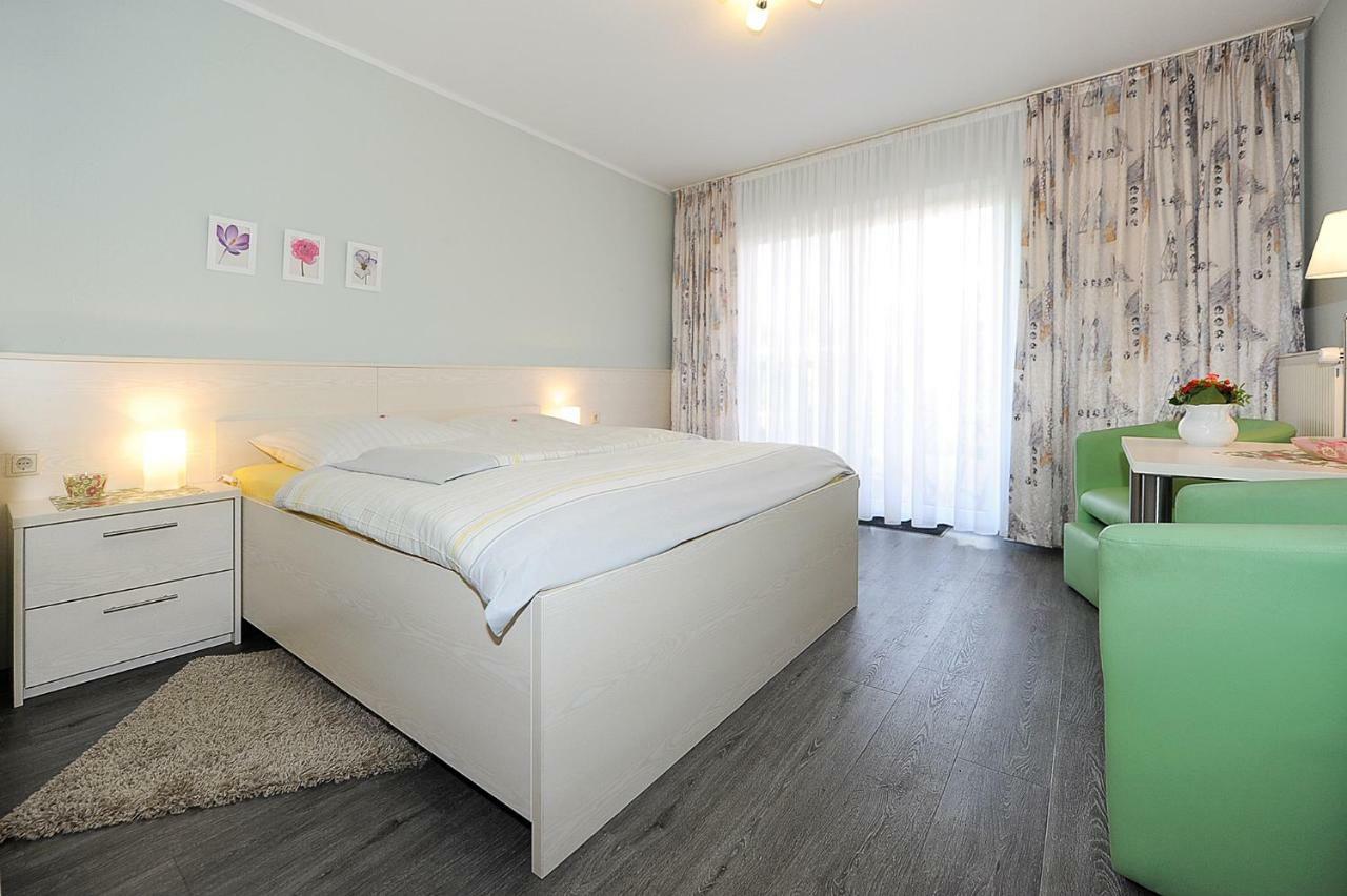 Hotel Garni Haus Am Meer Neuharlingersiel Kültér fotó