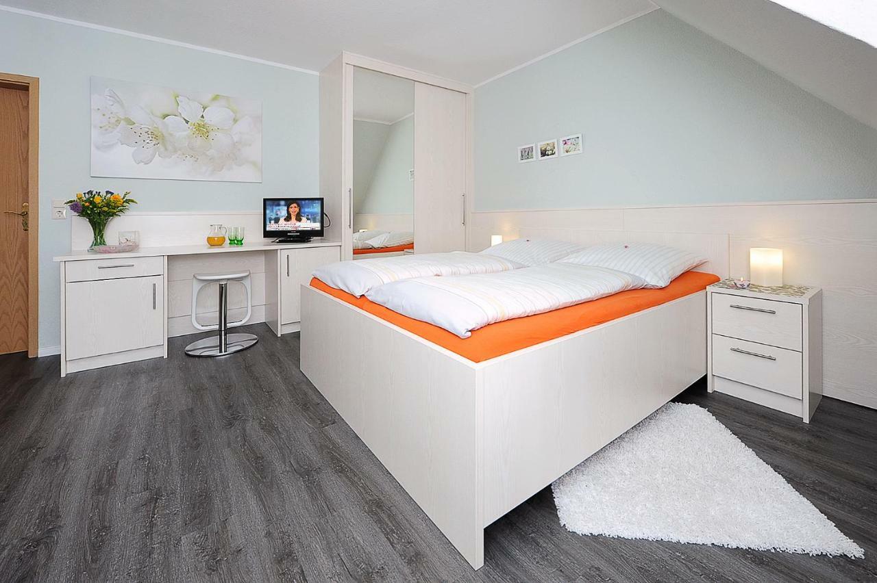 Hotel Garni Haus Am Meer Neuharlingersiel Kültér fotó